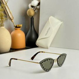 Picture of Valentino Sunglasses _SKUfw54039455fw